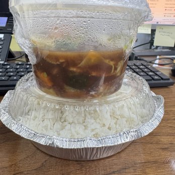 Aura Thai Kitchen - Basil Sauce Lunch Special - Thai Near Me - Fort Lee, New Jersey