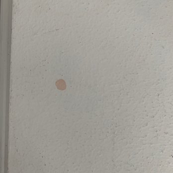 St Clair Inn - Drips of beverage items on counter tops / cupboard doors - Hotels Near Me - Saint Clair, Michigan
