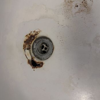 White Tub Refinishing - Rust stains before - Refinishing Services Near Me White Tub Refinishing - Rust stains before - Refinishing Services Near Me