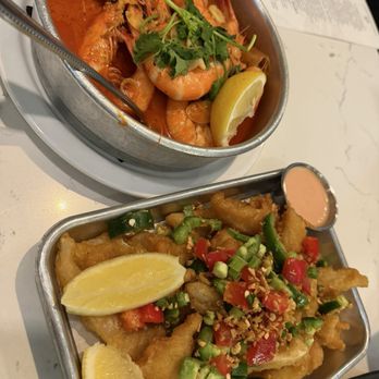 EMC Seafood & Raw Bar - Cajun Garlic Shrimp, Crispy Calamari - Seafood Near Me - San Jose, California EMC Seafood & Raw Bar - Cajun Garlic Shrimp, Crispy Calamari - Seafood Near Me - San Jose, California