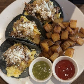Amor Y Tacos - Tacos plate - Mexican Near Me - Cerritos, California