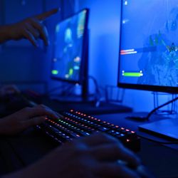 Geeky Lounge