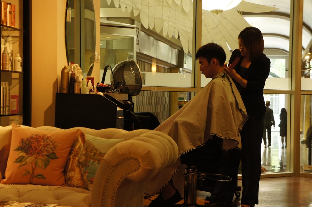 Jin Hair Salon Logo