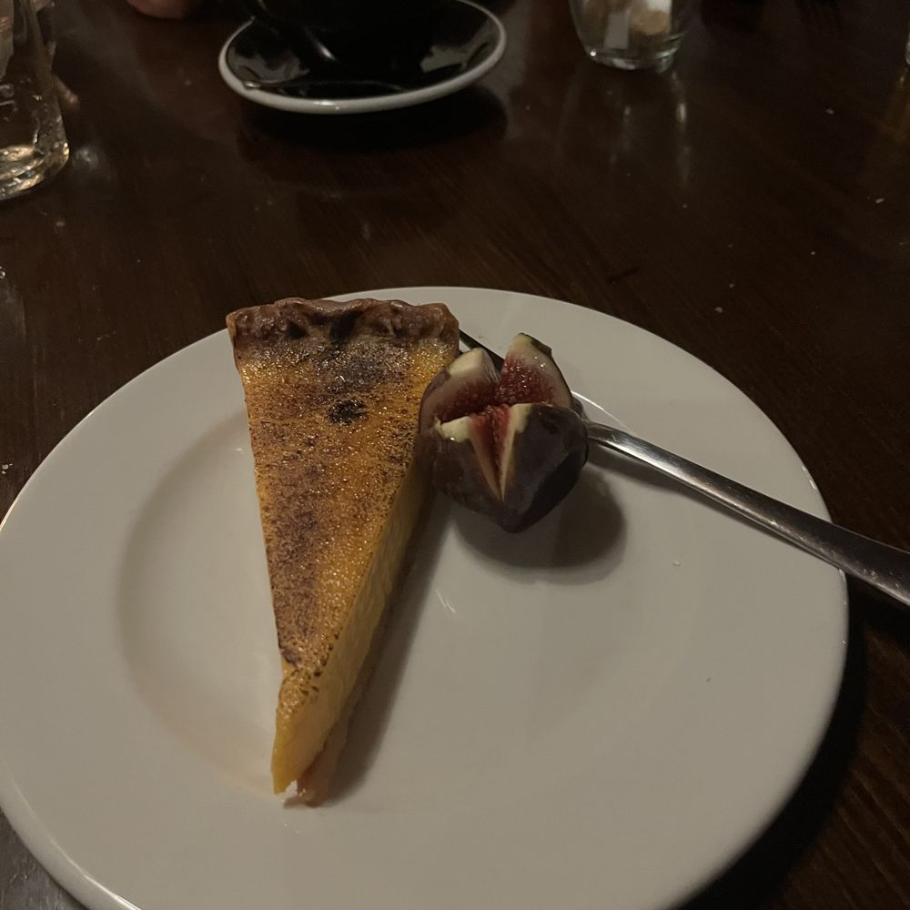 Sherborne Arms - Tart was ok, Fig was bland - Pubs Near Me - Cheltenham, GLS Sherborne Arms - Tart was ok, Fig was bland - Pubs Near Me - Cheltenham, GLS