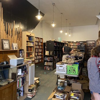 Amazing Books & Records - Bookstores Near Me - Pittsburgh, Pennsylvania Amazing Books & Records - Bookstores Near Me - Pittsburgh, Pennsylvania