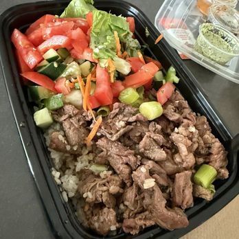 Sizzle&Crunch - Beef rice bowl - Vietnamese Near Me - Seattle, Washington Sizzle&Crunch - Beef rice bowl - Vietnamese Near Me - Seattle, Washington
