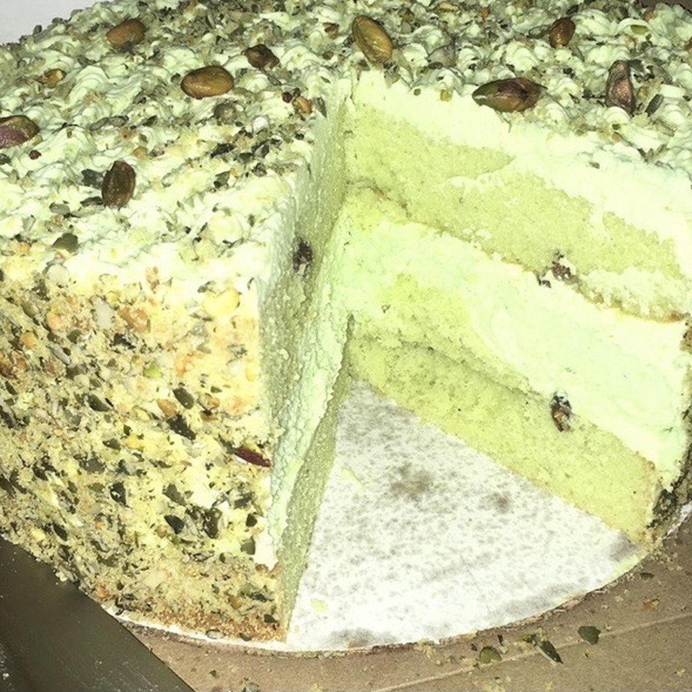 Pistachio cake Pistachio cake