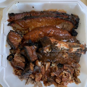 JL Smokehouse - Combo platter. Great deal! - Barbeque Near Me - Phoenix, Arizona JL Smokehouse - Combo platter. Great deal! - Barbeque Near Me - Phoenix, Arizona