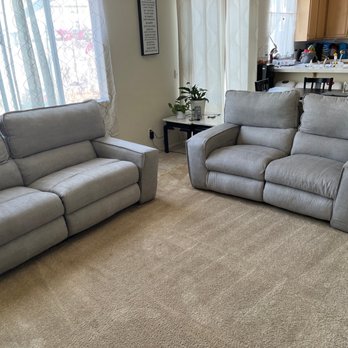 Hector Carpet - Couches and carpet - Carpet Cleaning Near Me
