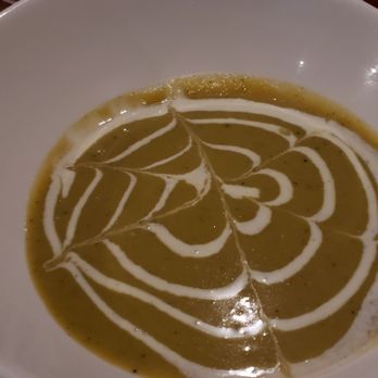 Fusion - Cream of vegetable soup - Bars Near Me - Laval, Quebec