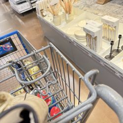 Walmart Supercenter - Drink holder carts