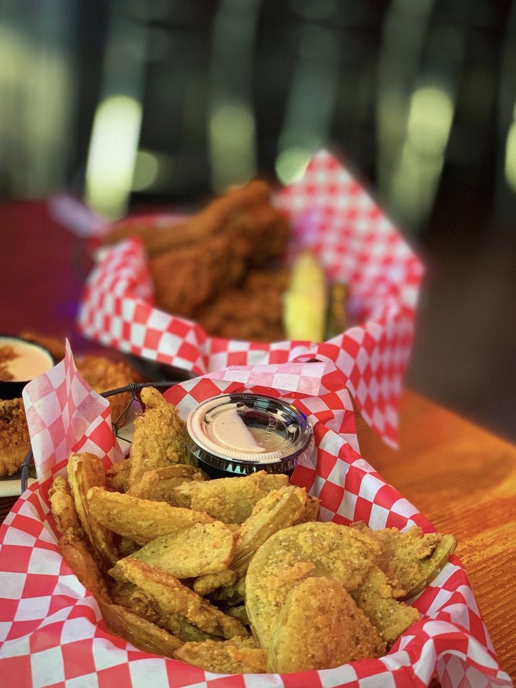 LUCY’S FRIED CHICKEN 330 Photos & 286 Reviews 401 E Whitestone Blvd