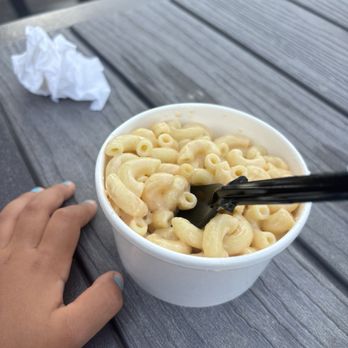 Animales Barbeque - Side of Mac n cheese - Barbeque Near Me - Minneapolis, Minnesota