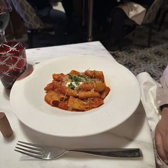 GIADA - Rigatoni pasta - Italian Near Me - Las Vegas, Nevada GIADA - Rigatoni pasta - Italian Near Me - Las Vegas, Nevada