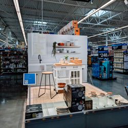 Walmart Supercenter - Display