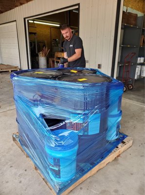 Stain And Seal Experts Logo