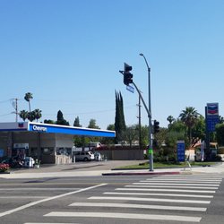 Chevron - Victory x Valley Circle Blvd.