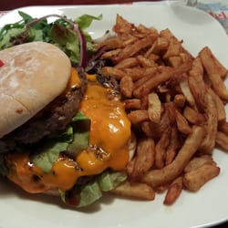 Oncle Scott's - Scott's cheese burger ...