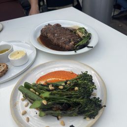 Wagyu with broccolini