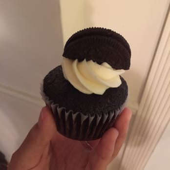 Bakeshop - Cookies and cream... So good! - Desserts Near Me - Arlington, Virginia