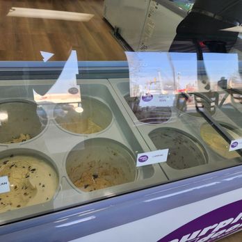 Frostee’s - Display - Ice Cream & Frozen Yogurt Near Me - Madison, Wisconsin