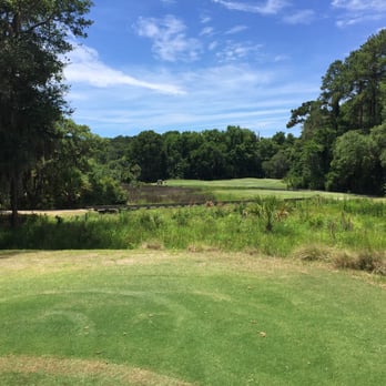 Old South Golf Links - Tee shot on #16 - Golf Near Me - Bluffton, South Carolina Old South Golf Links - Tee shot on #16 - Golf Near Me - Bluffton, South Carolina