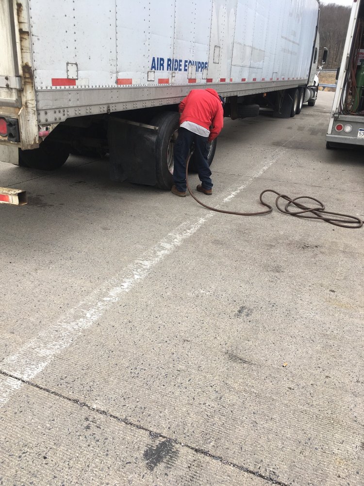 SUMMERS TOWING AND REPAIR 11 Reviews 3 Ackerman Rd,