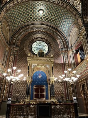 Spanish Synagogue by null