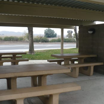 Coalinga Avenal Safety Roadside Rest Area - Covered picnic tables - Rest Stops Near Me - Huron, California Coalinga Avenal Safety Roadside Rest Area - Covered picnic tables - Rest Stops Near Me - Huron, California
