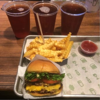 Shake Shack River North - Burgers Near Me - Chicago, Illinois Shake Shack River North - Burgers Near Me - Chicago, Illinois