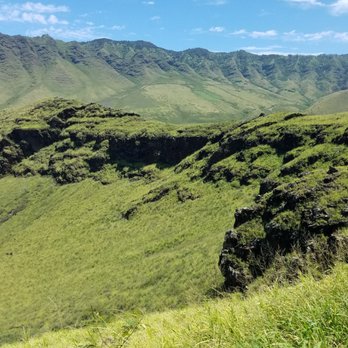 Upper Makua Cave - Access Restricted - Hiking Near Me - Waianae, Hawaii Upper Makua Cave - Access Restricted - Hiking Near Me - Waianae, Hawaii