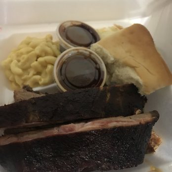 Delvin's Restaurant & Catering - 3meat plate with ribs, brisket and pulled pork. Side - Mac And Cheese and Side - Twice Baked Potato Casserole - American Near Me - Amarillo, Texas