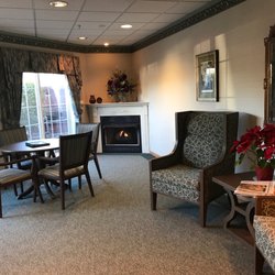 Chestnut Grove Senior Living