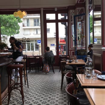 La Fontaine de Belleville - Cafes Near Me - Paris, 75