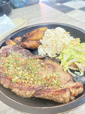 La Chicharronada Colombiana by null