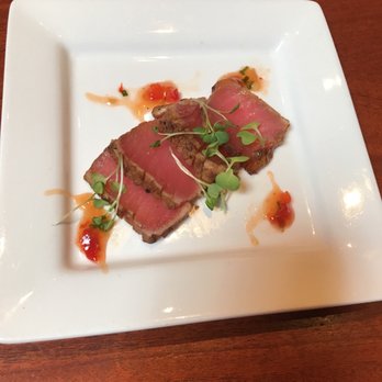 Seasons 52 - Happy hour tuna - New American Near Me - Orlando, Florida Seasons 52 - Happy hour tuna - New American Near Me - Orlando, Florida