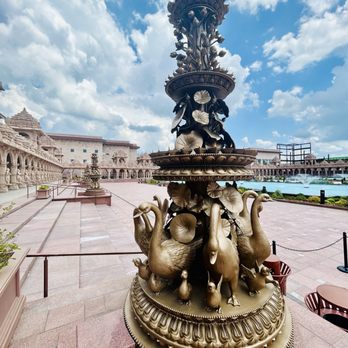 BAPS Swaminarayan Akshardham - Hindu Temples Near Me - Robbinsville, New Jersey