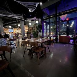 A Roi By Smiley Thai - 10/27/24 Interior