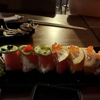 Kan Sushi - Sushi Bars Near Me - Honolulu, Hawaii