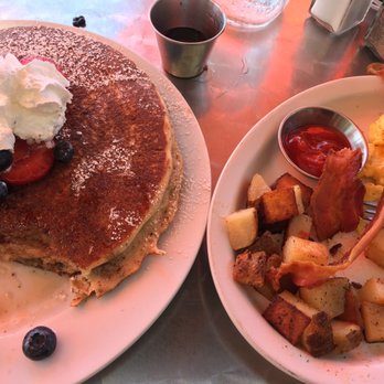 Cafe De Olla - Gluten free pancakes (berry good) side of eggs, home fries, bacon - American Near Me - Burbank, California