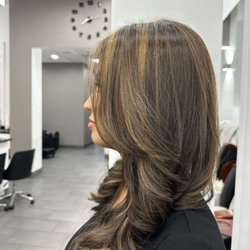 Wish Salon And Nails - Stunning highlight, haircut and blowdry by Annie!