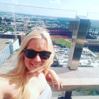 360 Rooftop Bar - the awesome view of the Cardinals stadium - Lounges Near Me - St. Louis, Missouri