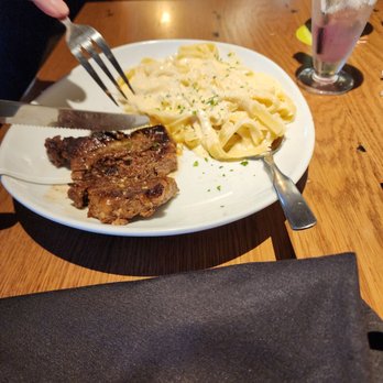 Olive Garden Italian Restaurant - Steak and fettuccine alfredo steak was okay. - Italian Near Me - Fairborn, Ohio Olive Garden Italian Restaurant - Steak and fettuccine alfredo steak was okay. - Italian Near Me - Fairborn, Ohio