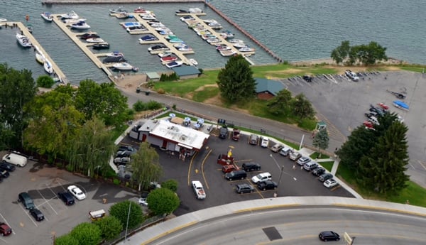 Lakeview Drive In by null