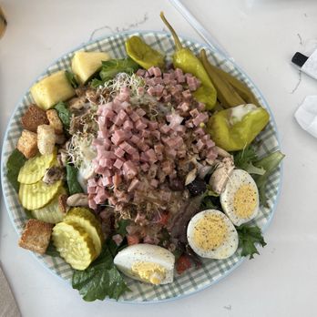 Farm Social - Fresh salad with balsamic dressing - Seafood Near Me - Port Orange, Florida Farm Social - Fresh salad with balsamic dressing - Seafood Near Me - Port Orange, Florida