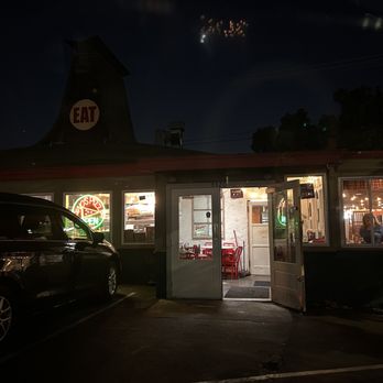 Dino's Pizza - Pizza Near Me - Burbank, California Dino's Pizza - Pizza Near Me - Burbank, California