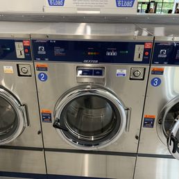 Clean Laundry - 6 loads in one washer for $7.75 - Laundromat Near Me - Saint Anthony, Minnesota