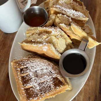 Morgans Restaurant - Chicken & waffle sandwich - New American Near Me - Miami, Florida Morgans Restaurant - Chicken & waffle sandwich - New American Near Me - Miami, Florida