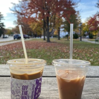 Off the Wall Cafe - Pumpkin spice latte with oat milk and chai latte with oat milk - Wine Bars Near Me - Park Ridge, Illinois