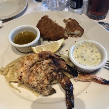 The Chop House - Lunch Shrimp & Crab Cake Combo - Steakhouses Near Me - Murfreesboro, Tennessee